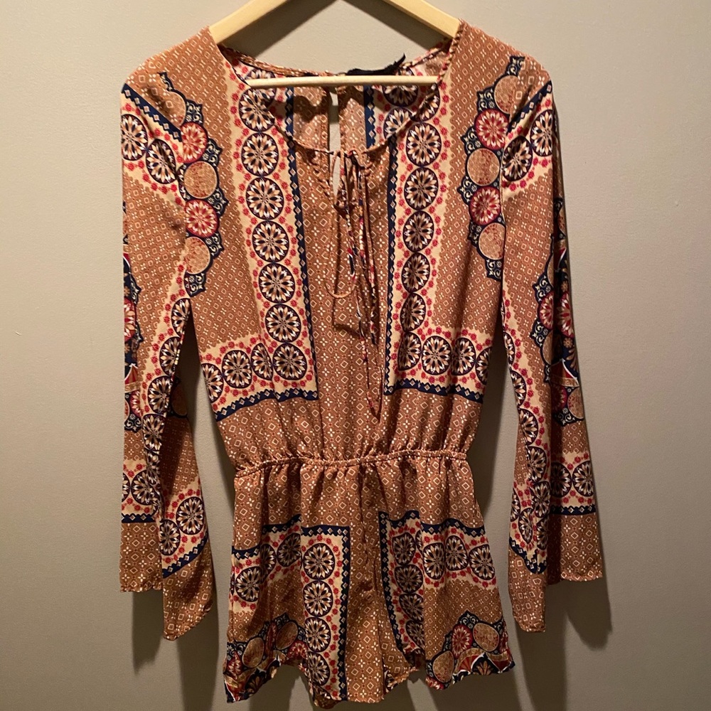 Great shape long sleeve romper